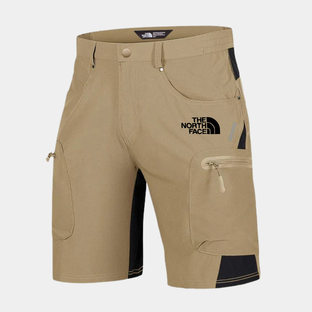 Pantaloncini da esterno con molte tasche per l'estate