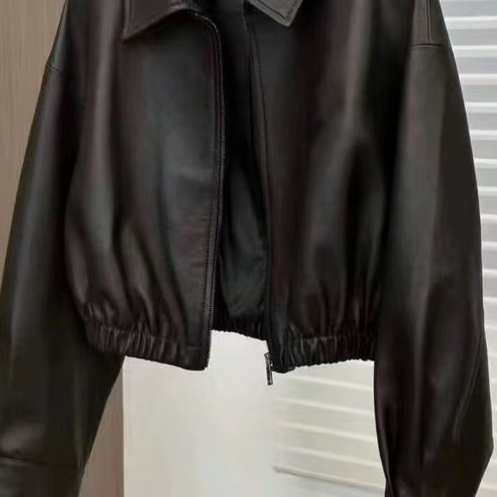 Cappotto in morbida pelle nera Primavera e Autunno Donna Scollo quadrato Giacca in pelle con cerniera