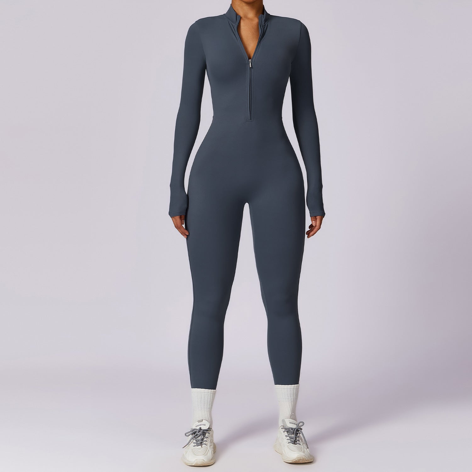 Tuta sportiva da donna a maniche lunghe con cerniera