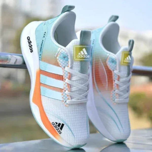 Scarpe sportive traspiranti