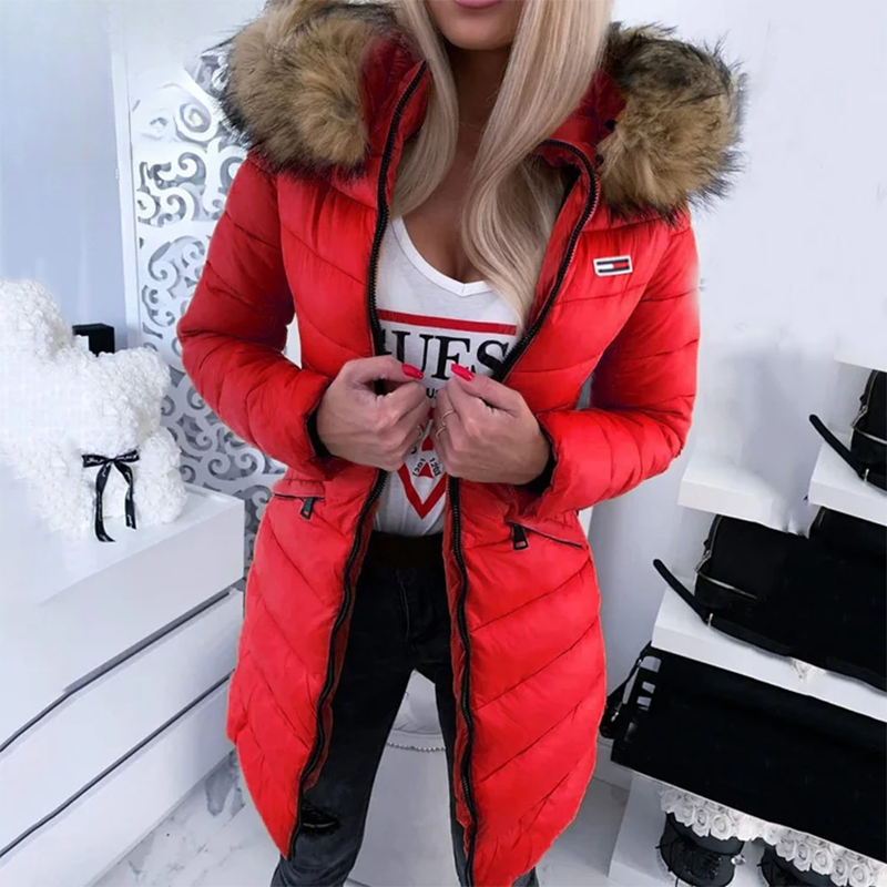Cappotto imbottito da donna con cappuccio