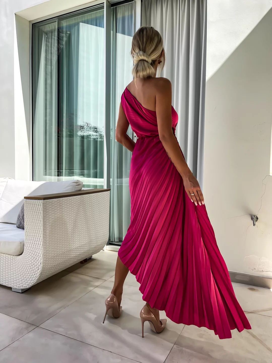 Abito a tubino a spalle scoperte Ins con grande fiore a rosa Moda Sexy Sera Festa Club Abito asimmetrico